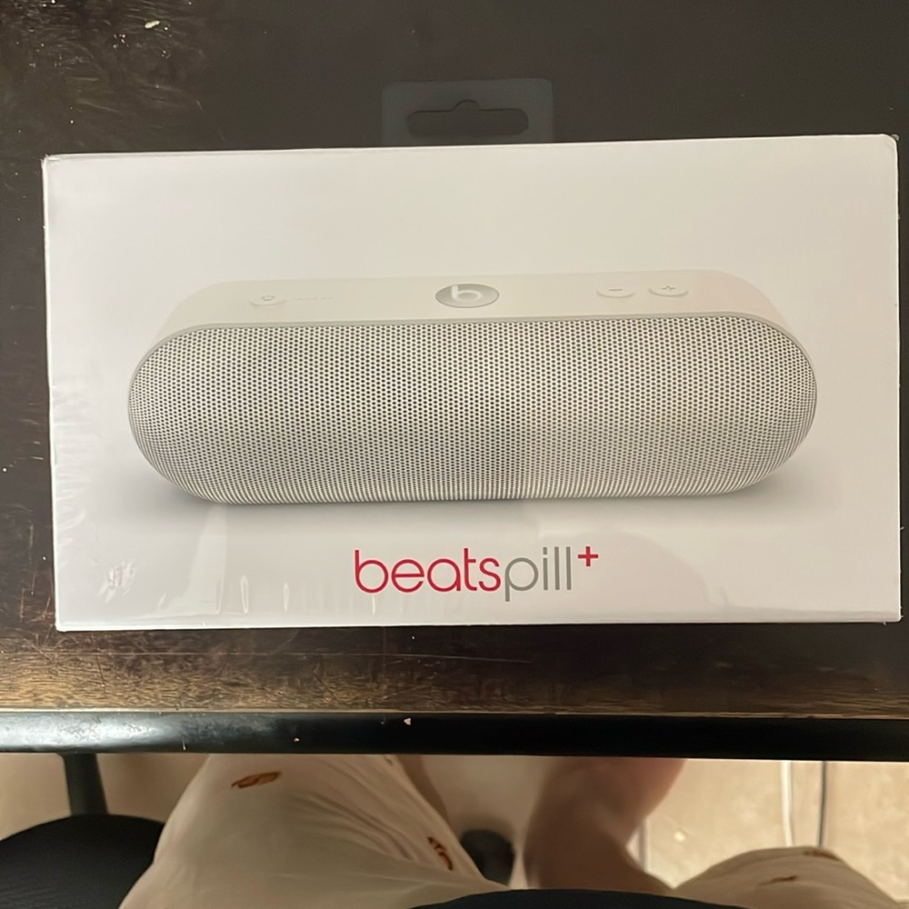 Beats Pill+ by Dr.Dre